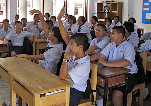 Keeping high school students engaged in Thailand.