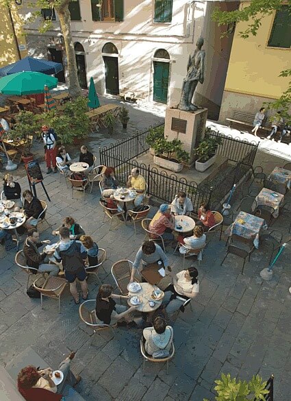 Corniglia offers some lovely piazzas.